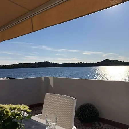 Seaside Apartment Sibenik